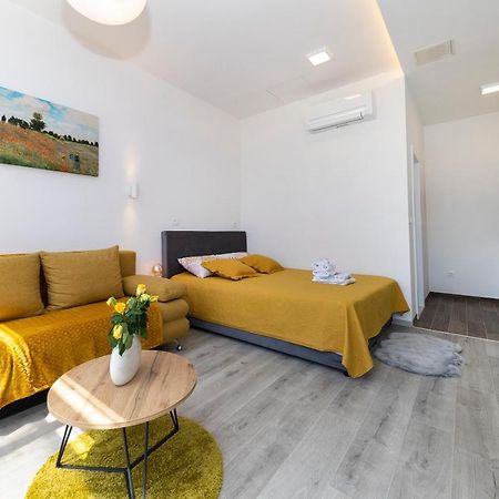 Studio Apartments Heart Of Zadar Exterior foto